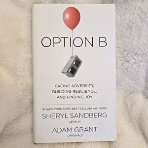 ❤️2/$20❤️Option‎ B by Sheryl Sandberg and Adam Grant Hardcover
